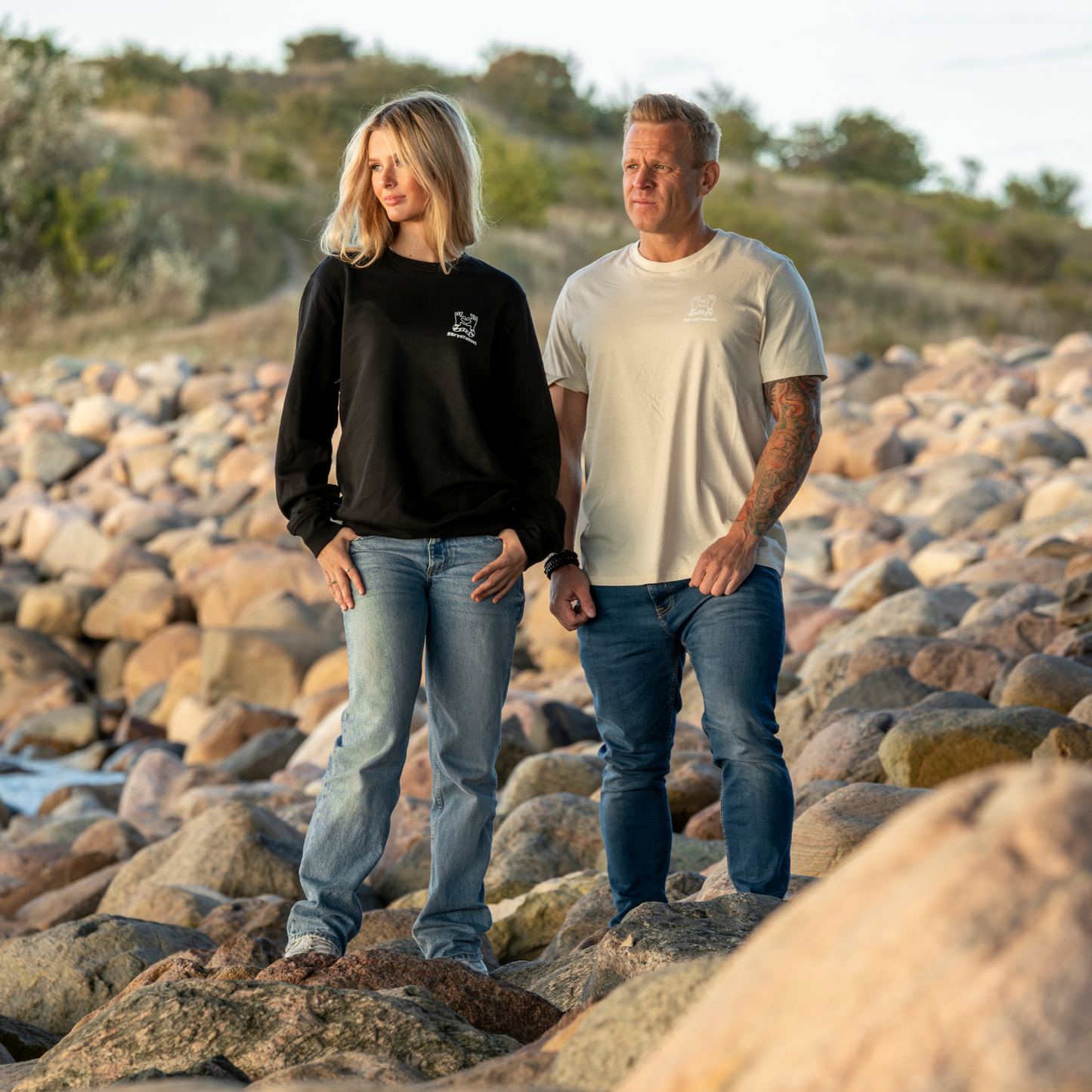 BRYD TABUET SORT SWEATSHIRT