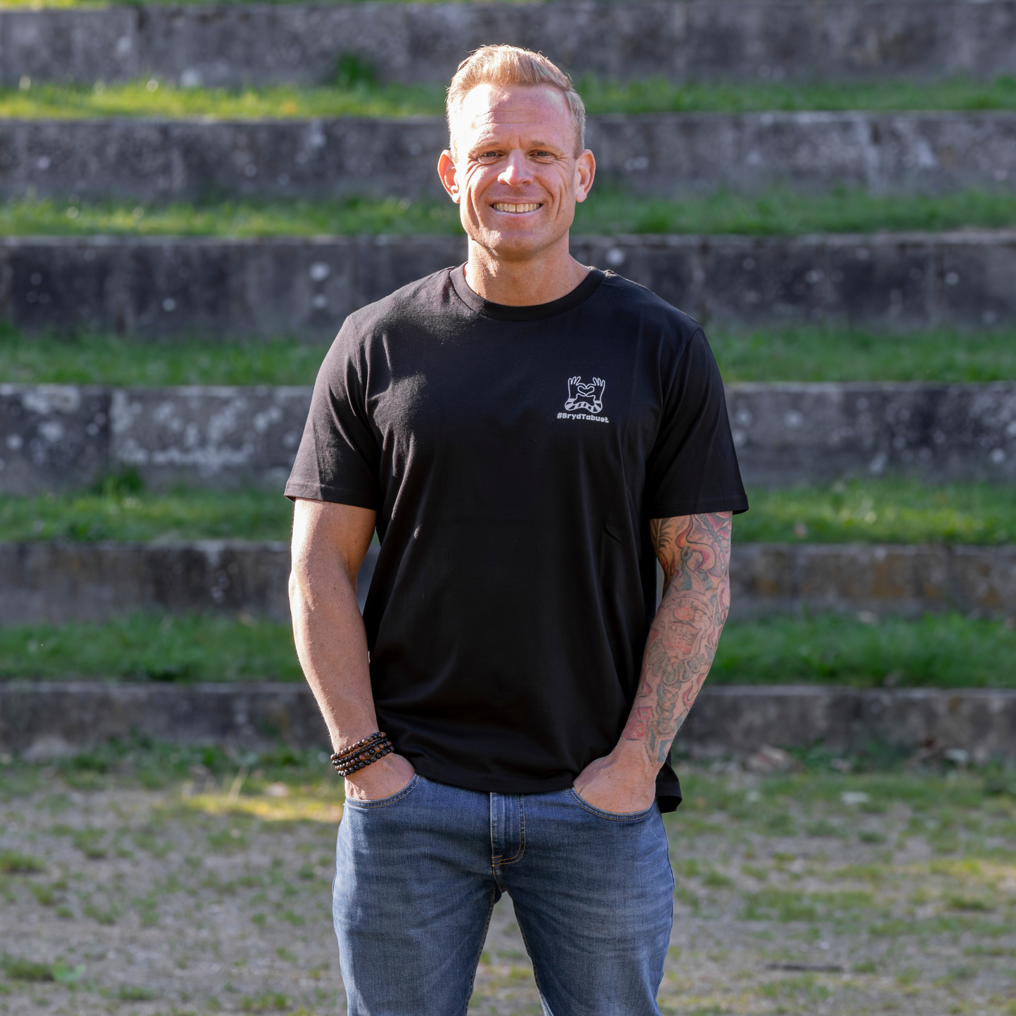 BRYD TABUET SORT T-SHIRT