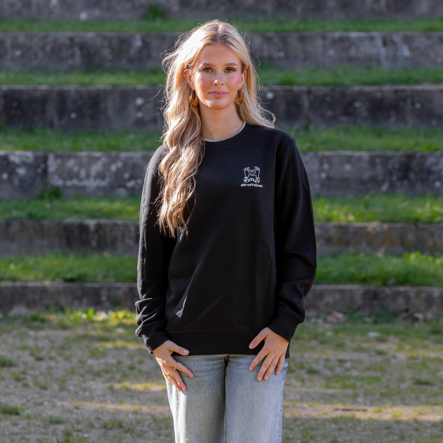 BRYD TABUET SORT SWEATSHIRT